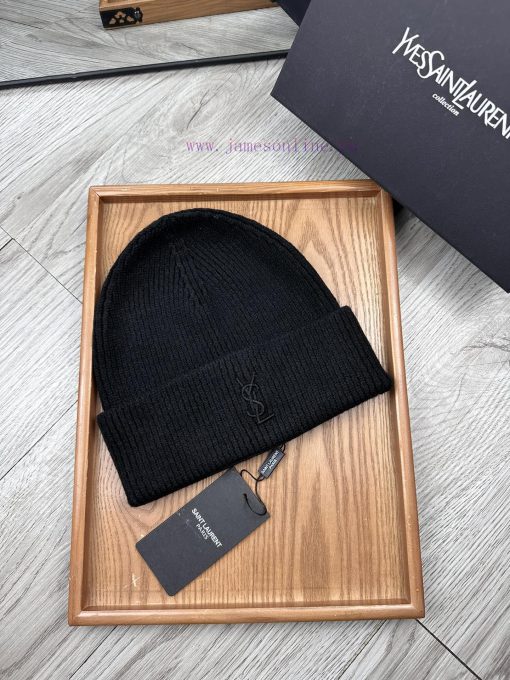 The new YSL welfare fine yarn knitted single hat is launched, which is an affordable series v2q67iip - Image 4