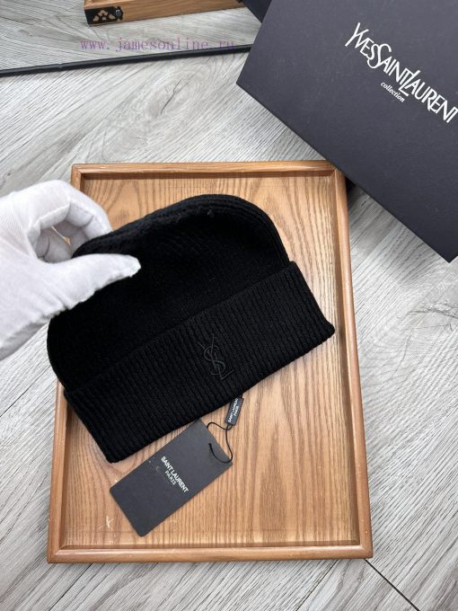 The new YSL welfare fine yarn knitted single hat is launched, which is an affordable series v2q67iip - Image 5
