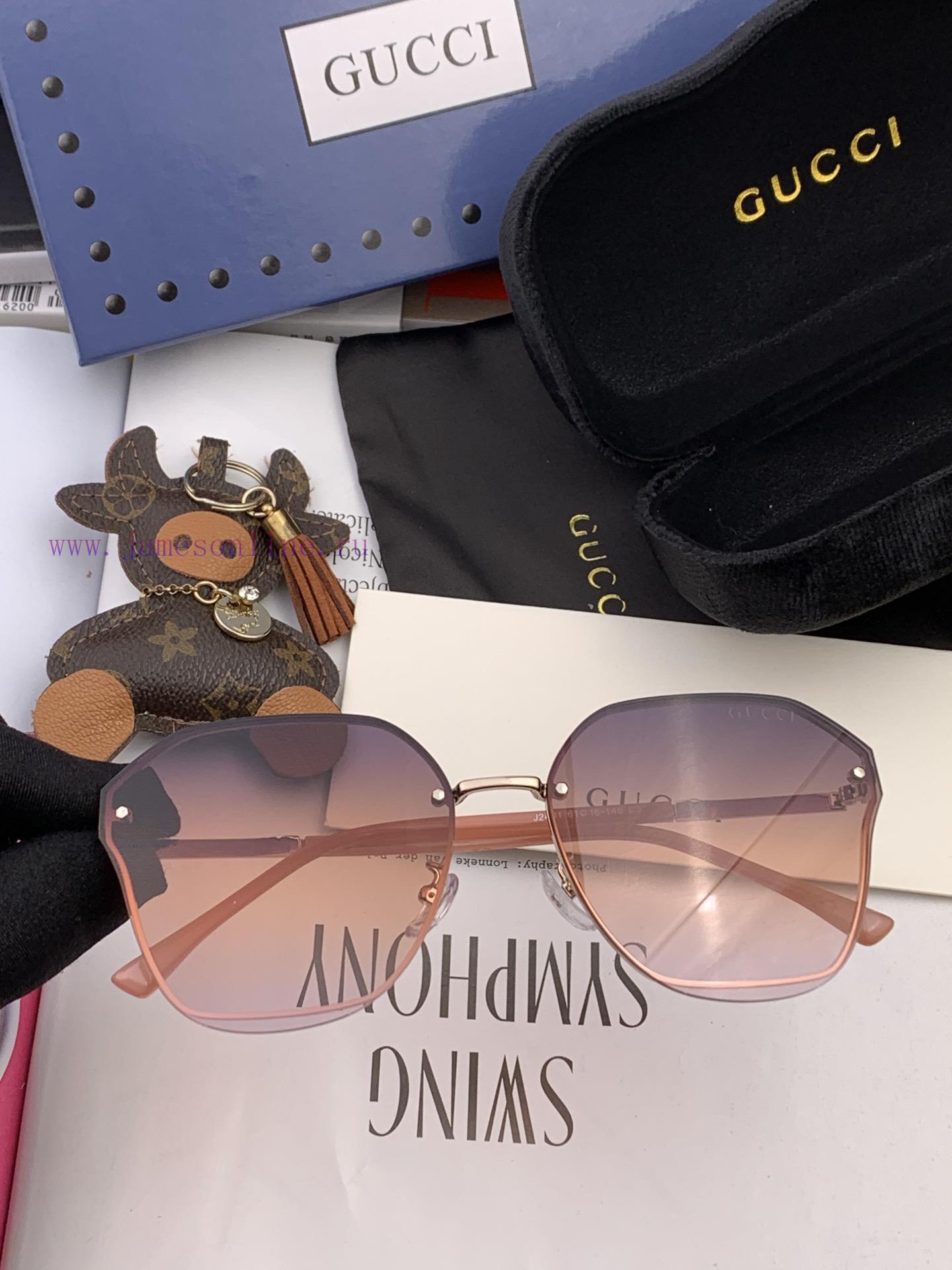GUCCI's new nylon sunglasses feature frameless diamond cut edges for a more textured look, ekgz3nt2m - Image 5