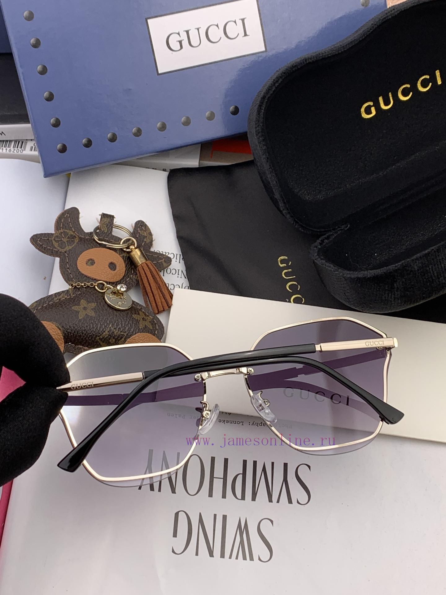 GUCCI's new nylon sunglasses feature frameless diamond cut edges for a more textured look, ekgz3nt2m - Image 9