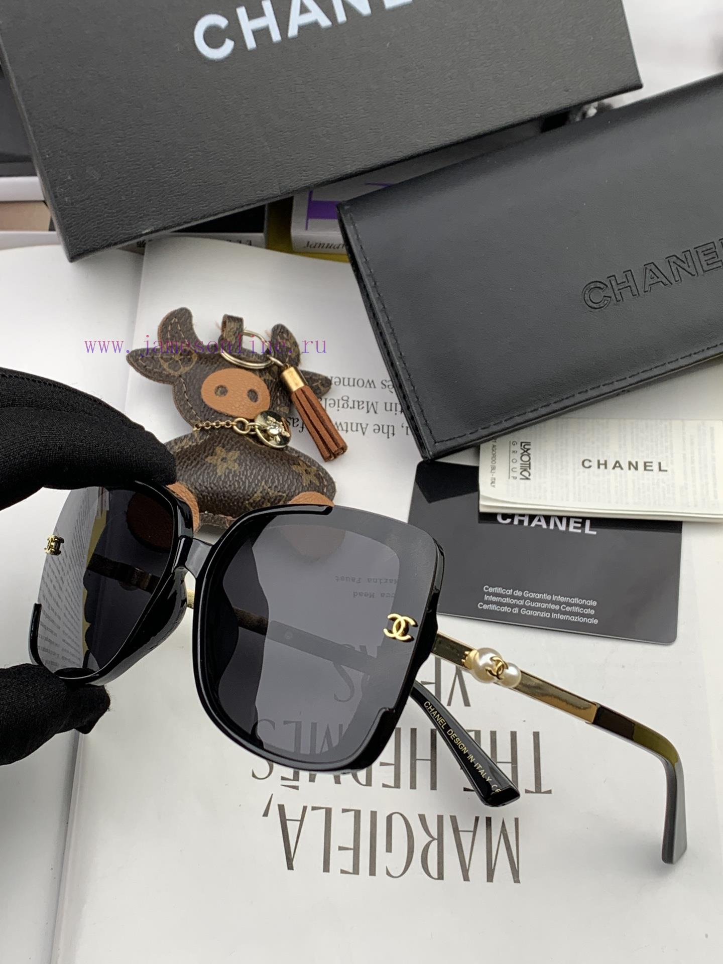 2023 New CHANEL Women's Mature Large Frame Sunglasses Fashion Diamond studded Mirror Legs Hiog9ufhf3 - Image 5