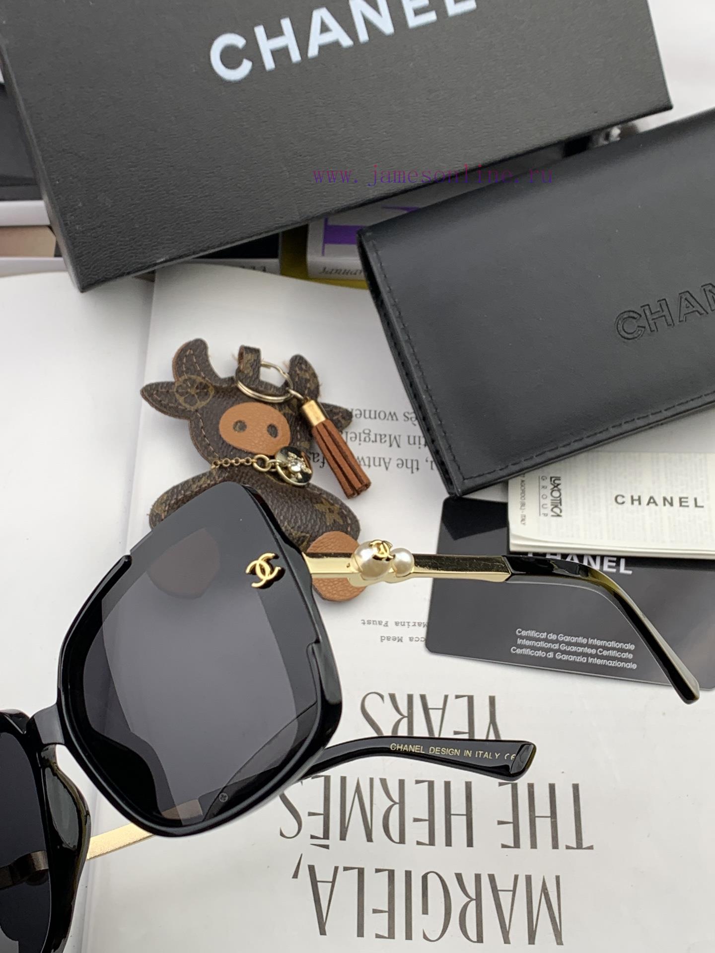 2023 New CHANEL Women's Mature Large Frame Sunglasses Fashion Diamond studded Mirror Legs Hiog9ufhf3 - Image 6