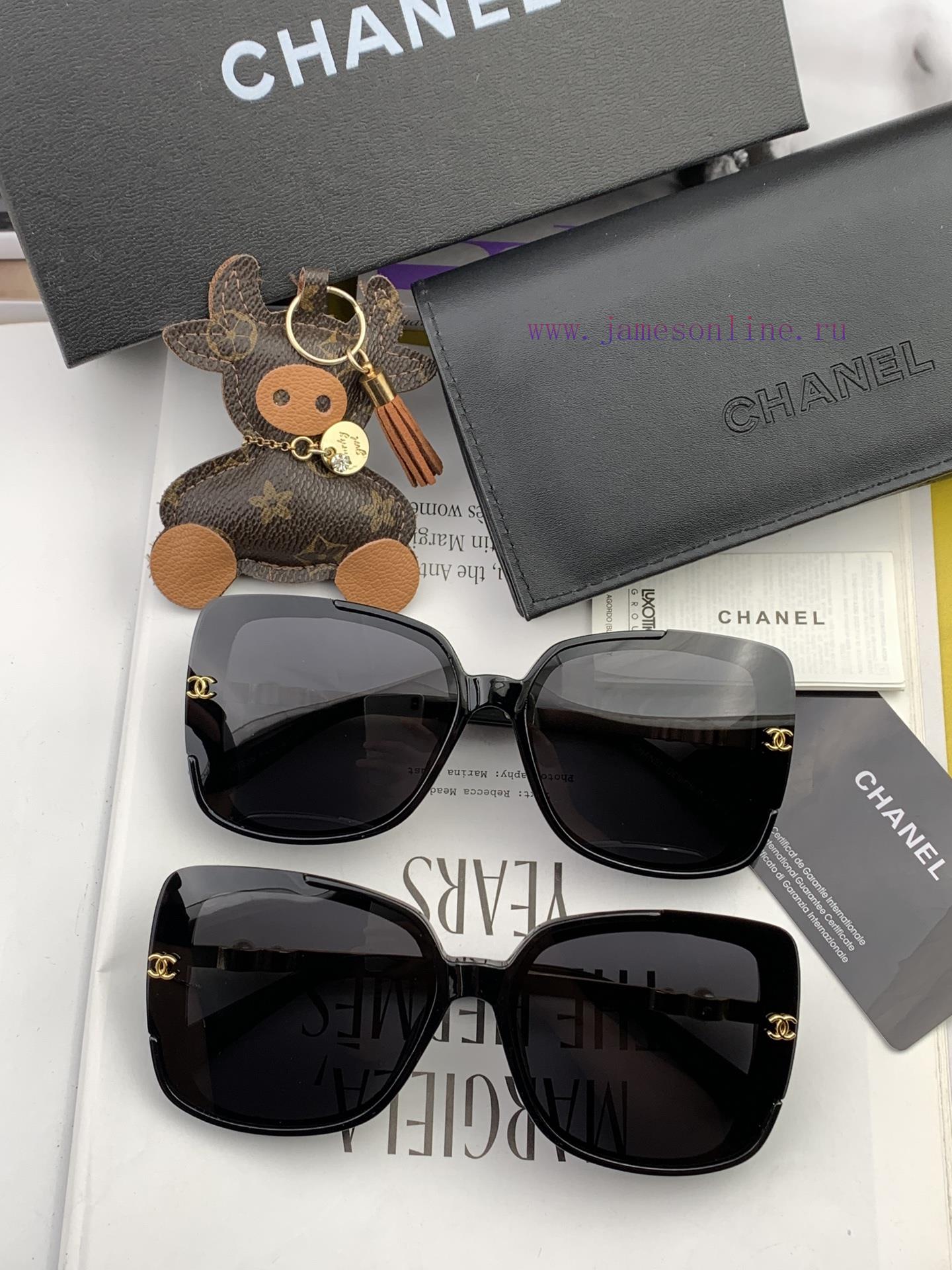 2023 New CHANEL Women's Mature Large Frame Sunglasses Fashion Diamond studded Mirror Legs Hiog9ufhf3 - Image 10