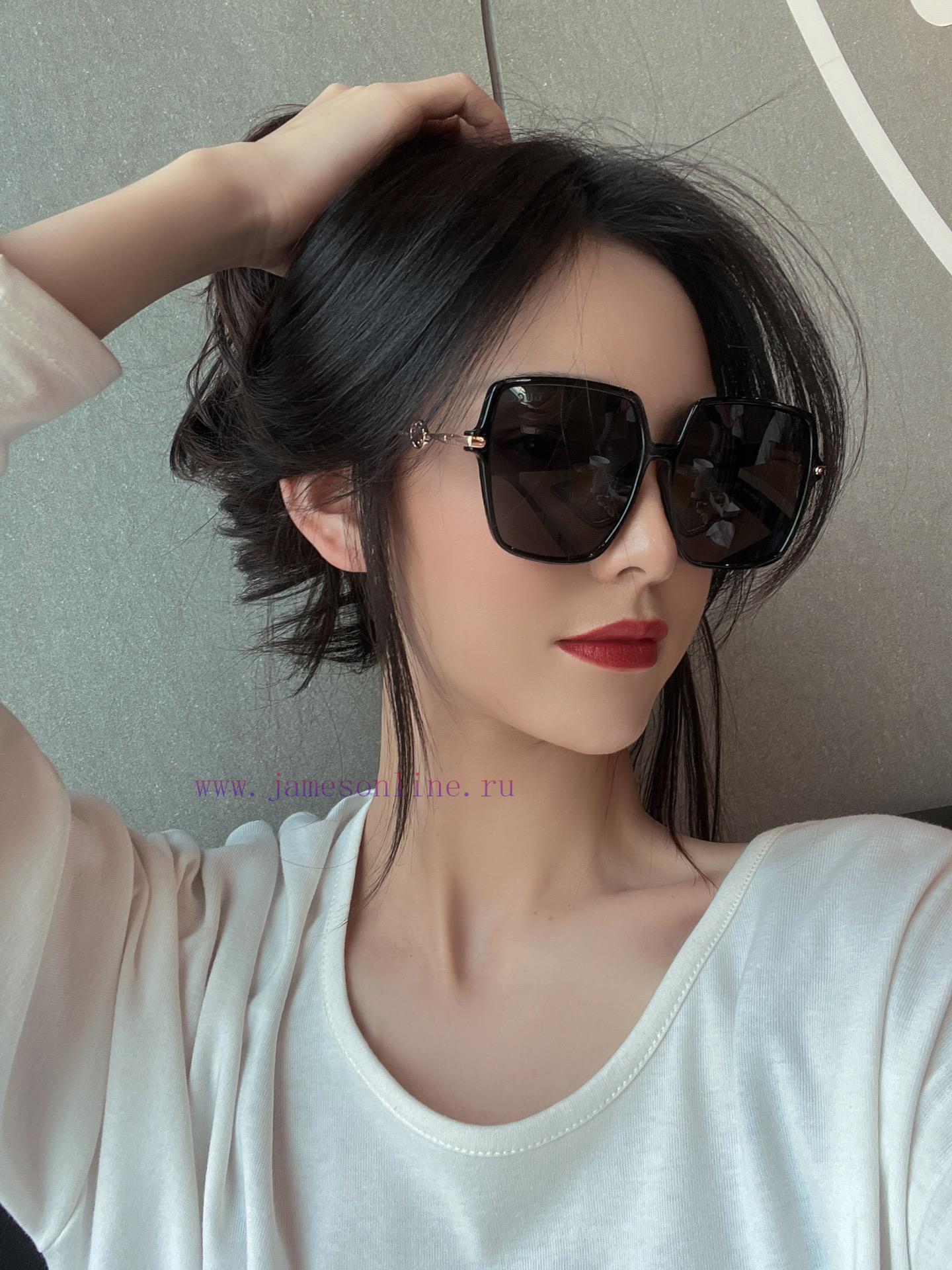 GUCCI 2024 Spring New Sunglasses: Various internet celebrities have brought a full circle ofdhk5uw15 - Image 3