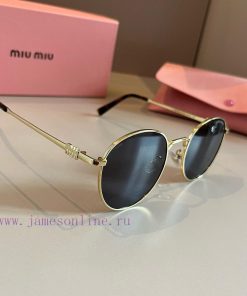 Miumiu, Miumichao, A super exquisite metal framed sunglasses. With her on, you're the coolesxwg5be5d