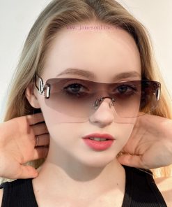 Dior MODELCD 0239SIZE158 ports 0-1373jlnap25