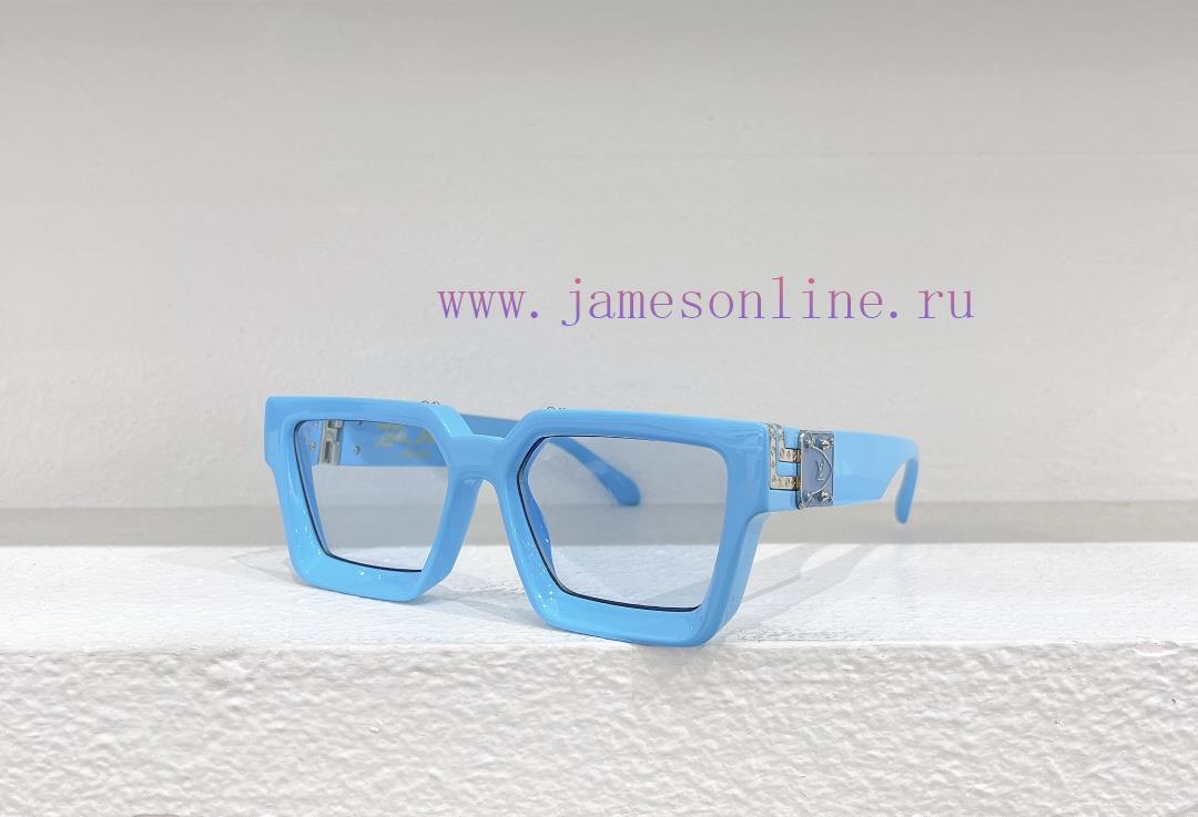Louis Vuitton MODELM96006WNSIZE56, mouth 17voxpb191