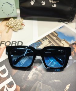 Off White's latest design style, original customized quality is full. It almost includes eveaw65urfg