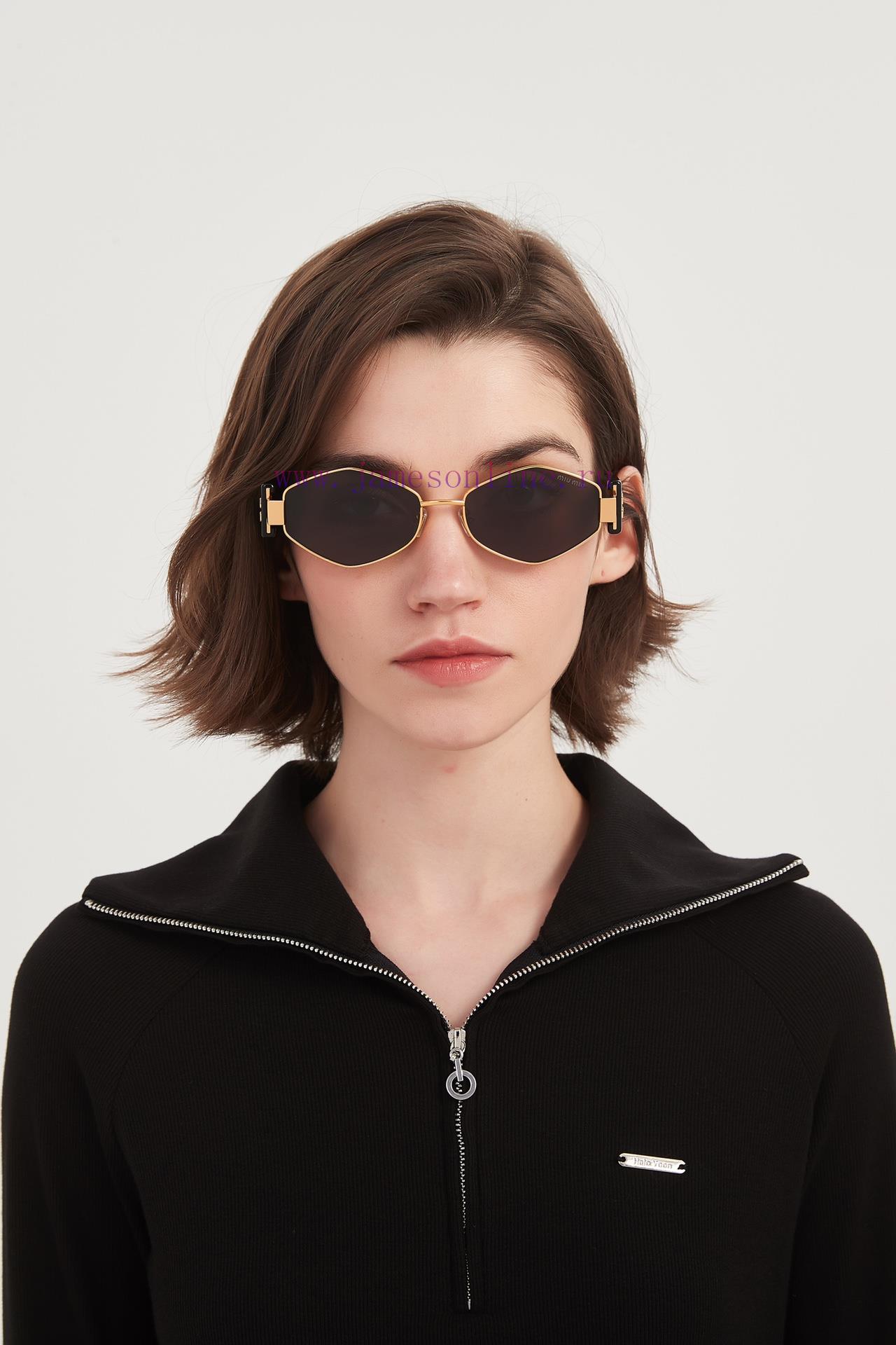 Miu MiuMODELSMU5689TSSIZE54 port 18-145g1nfesaz - Image 3