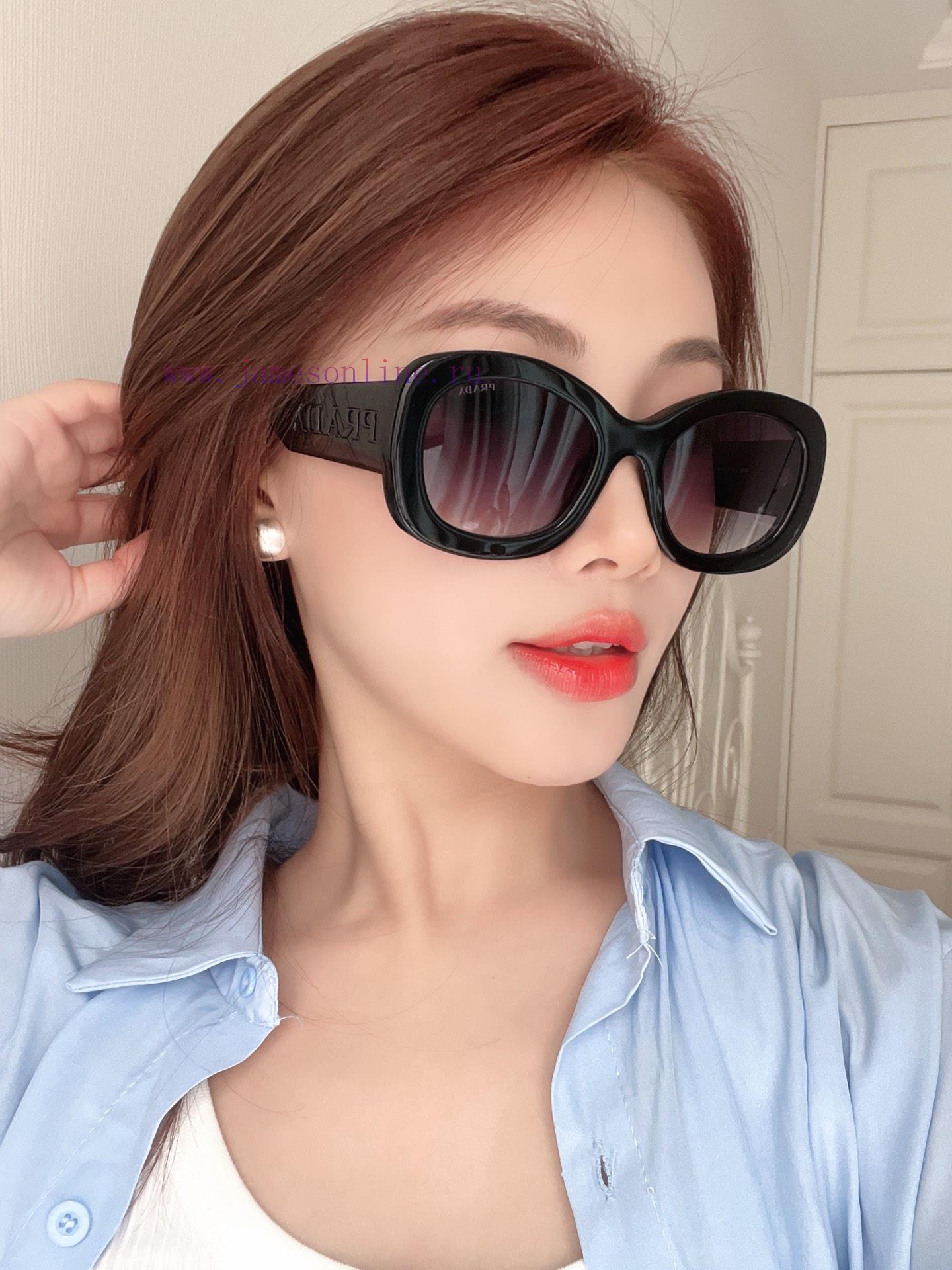 Prada MODELPRA13SSIZE53 port 24-1457034e36u