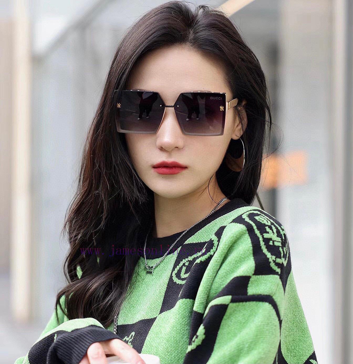 TR Polarization SeriesThe Gucci limited edition collection features a classic boxy design thuif1912q - Image 2