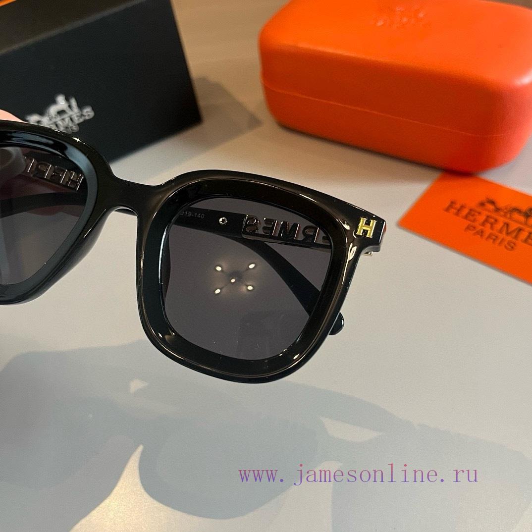 Hermes' classic boxy design, not picky about face shape, exudes elegance when paired with coq13lqdcw - Image 9