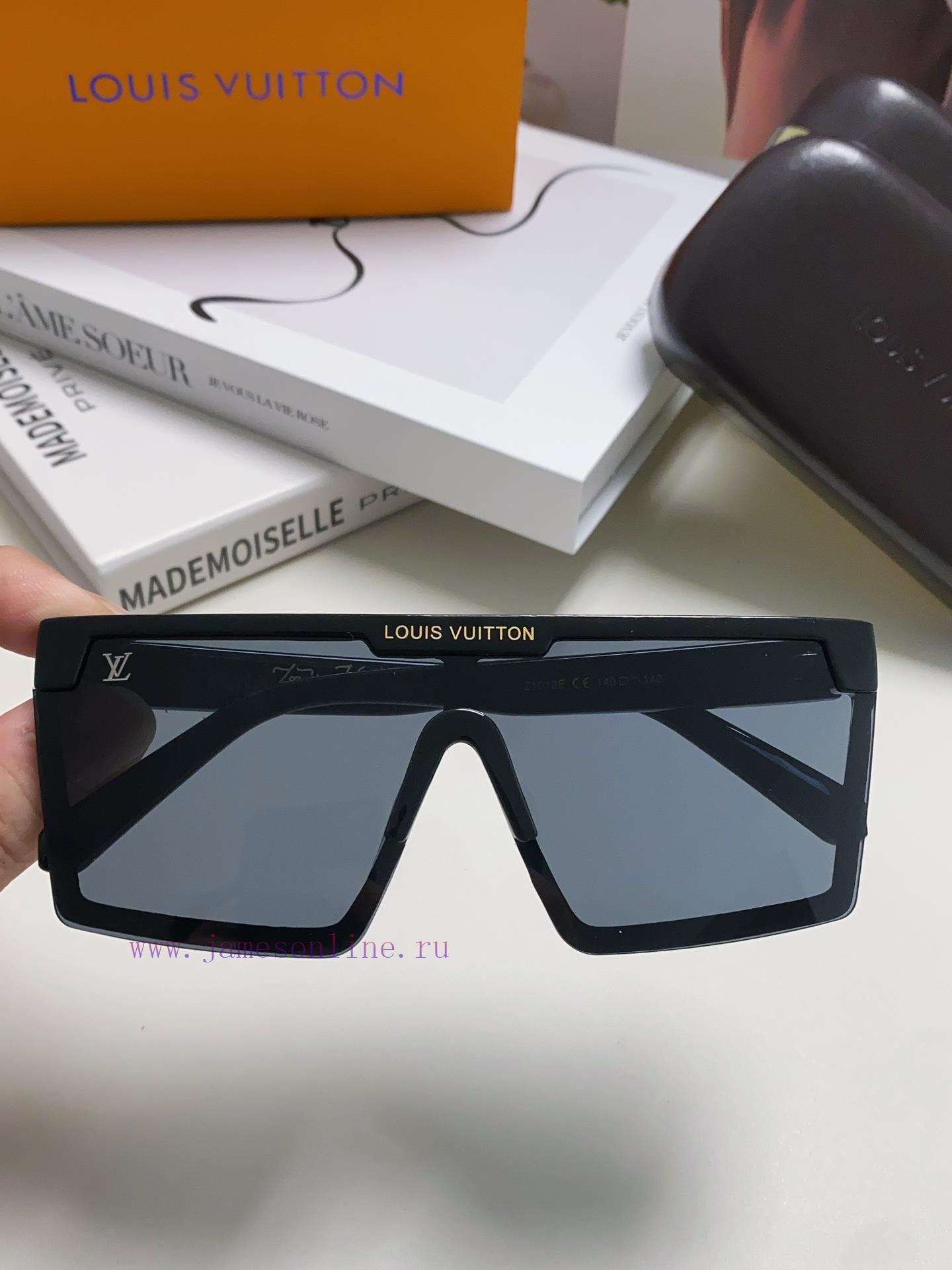 LV Louis Vuitton 2024 new sunshade sunglasses, cool style, may not necessarily attract men, r2qt19ly - Image 6