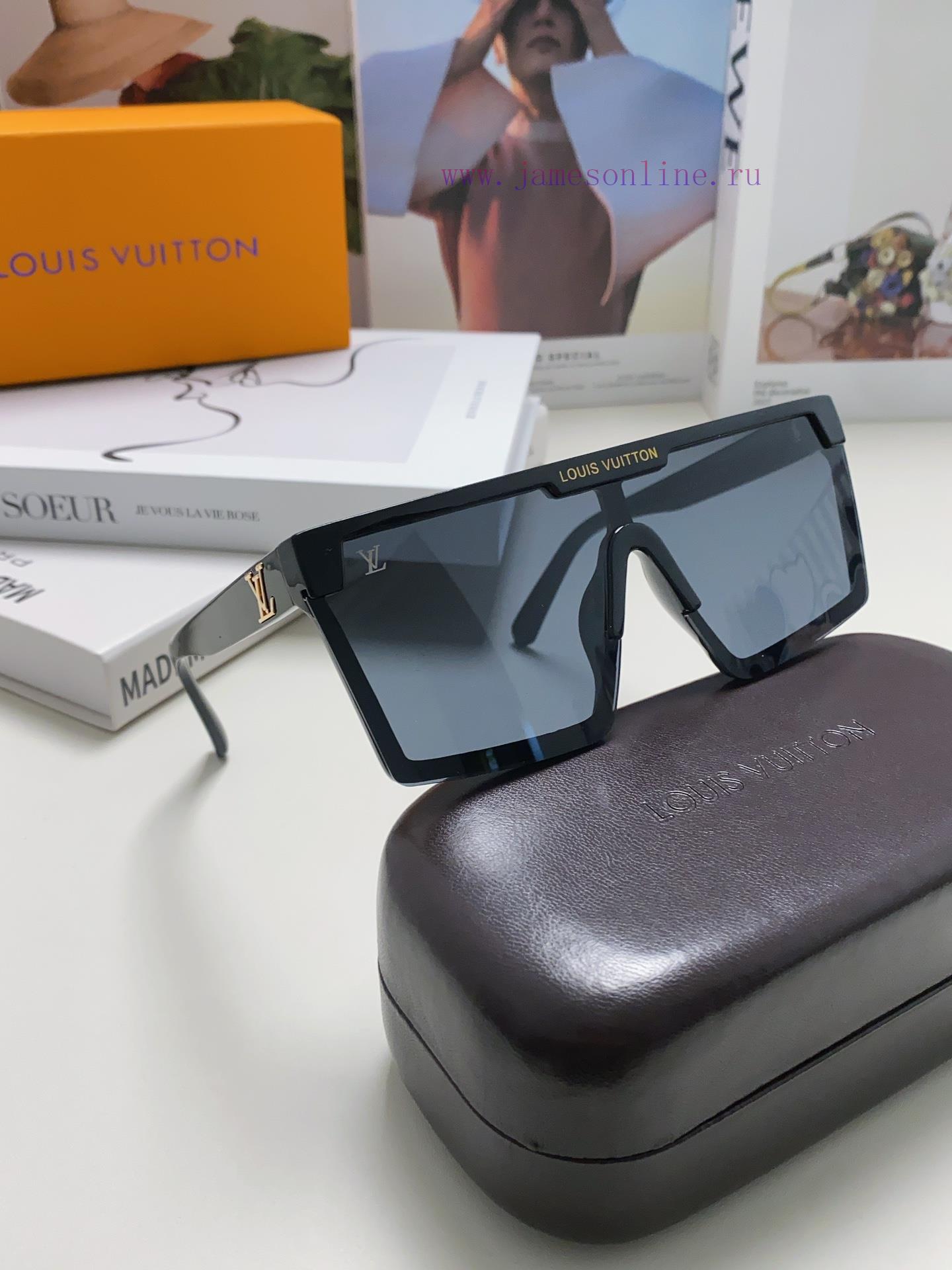 LV Louis Vuitton 2024 new sunshade sunglasses, cool style, may not necessarily attract men, r2qt19ly - Image 10