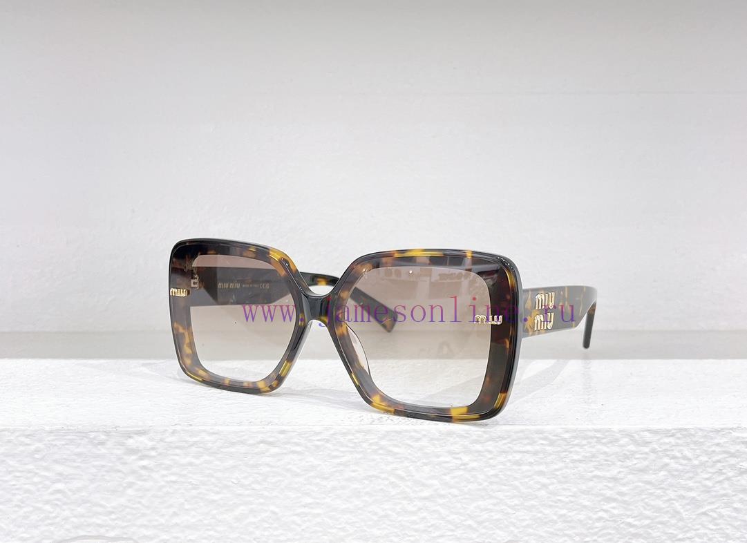 Miu MiuMODELSMU 152SSIZE65 ports 15-145tyih7eri