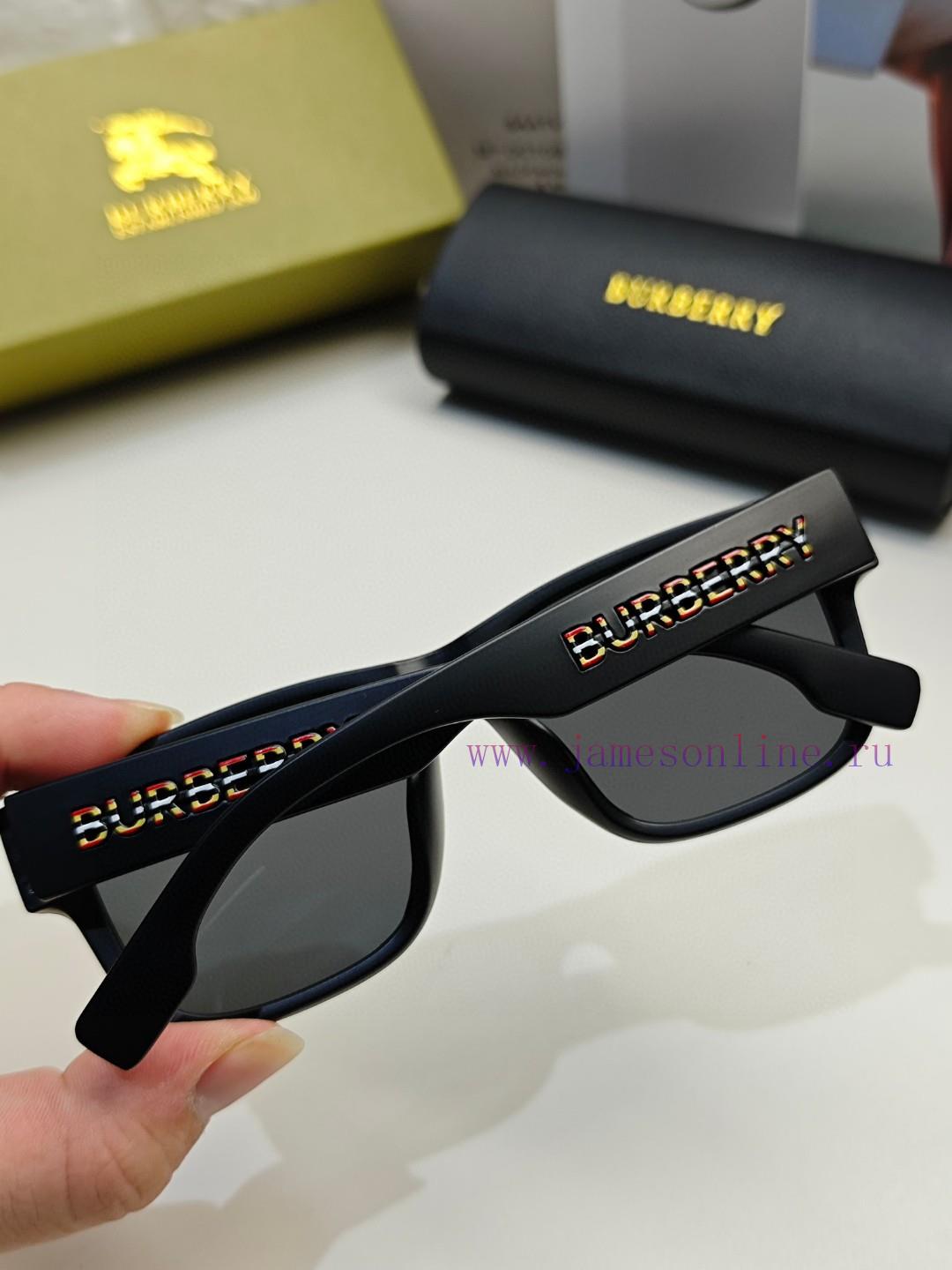 BurberryMirror leg logo has become the most popular fashion element nowadaysNo excessive bureunvkfi4 - Image 7