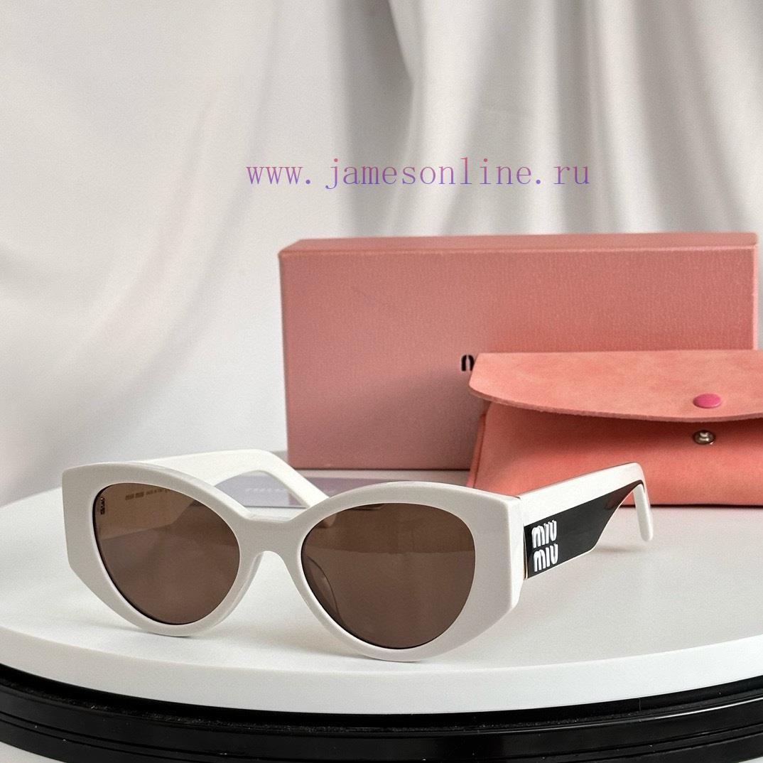 Same color deliveryMiu Miu Annual Strongest Double Splicing Material Style Super Grass Plantbqung3ul - Image 5