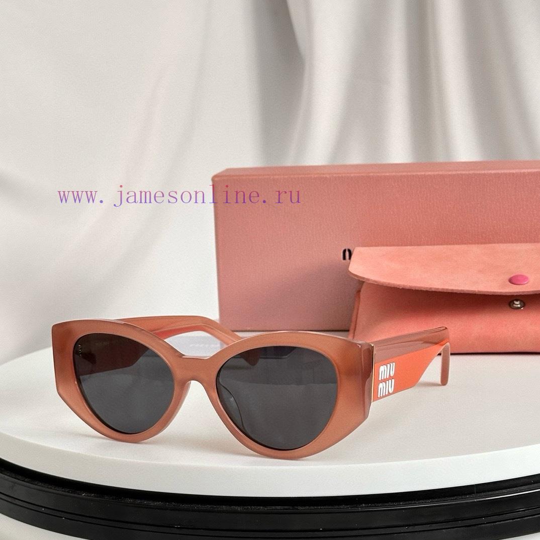 Same color deliveryMiu Miu Annual Strongest Double Splicing Material Style Super Grass Plantbqung3ul - Image 6