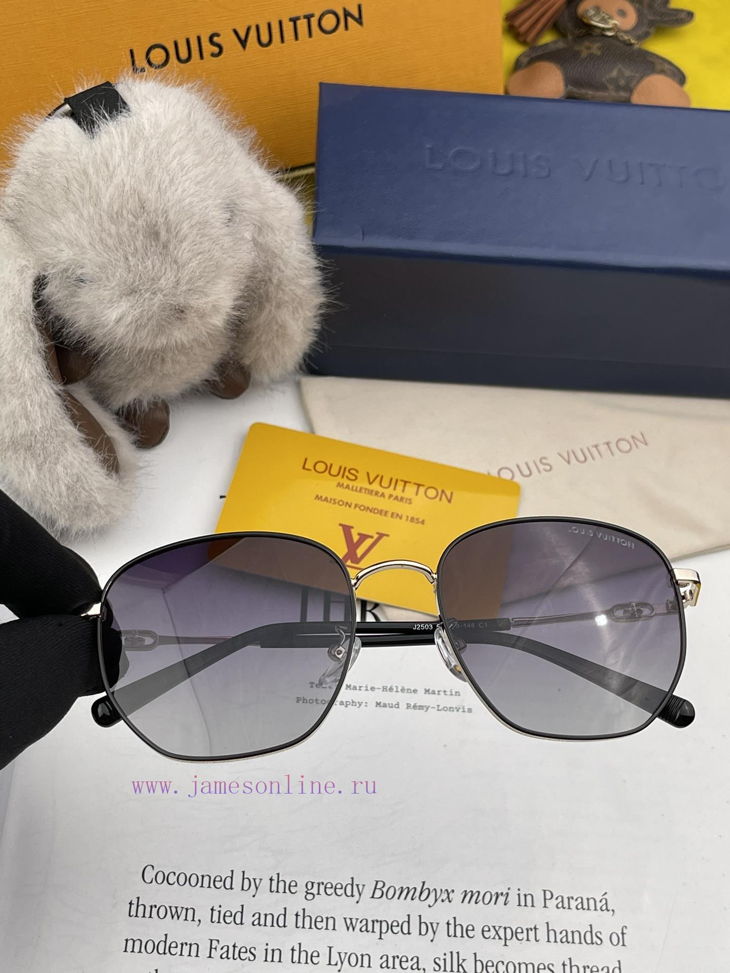 LV 2024 Spring New Sunglasses: Various internet celebrities have brought a full circle of pluafh7v8v - Image 5