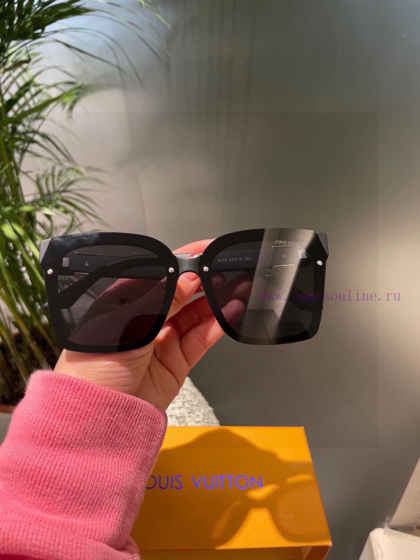LV Women's Polarized Sunglasses ️ Classic Clover Elements Retro Style Super Love, Showcasingcjosdhzj - Image 6