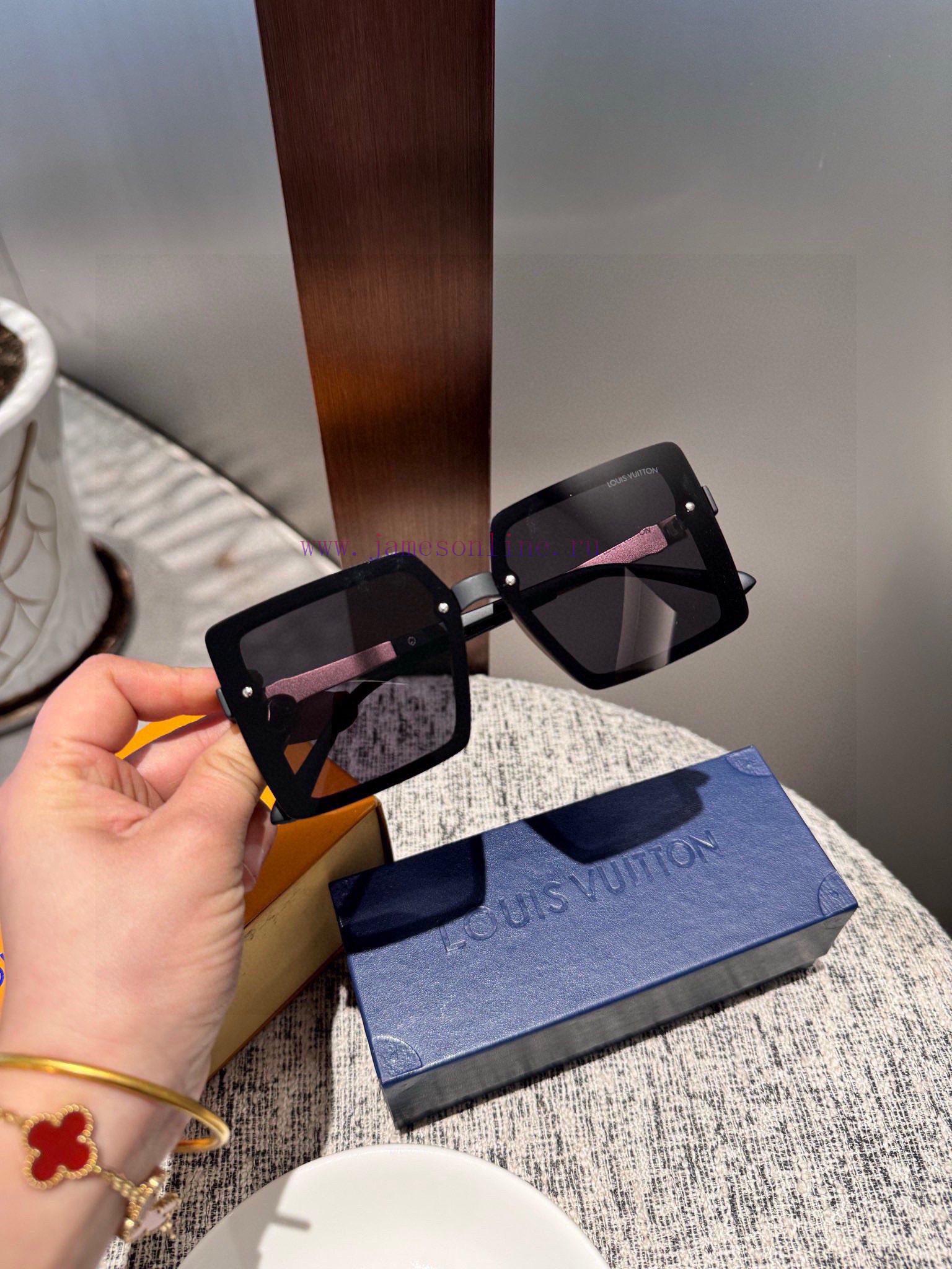 LV Women's Polarized Sunglasses ️ Classic Clover Elements Retro Style Super Love, Showcasingsq0uulww - Image 7