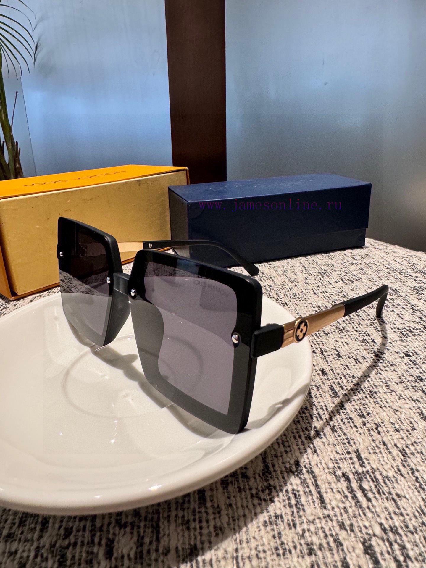 LV Women's Polarized Sunglasses ️ Classic Clover Elements Retro Style Super Love, Showcasingsq0uulww - Image 10