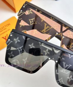 Detail image of popular online product with a large quantity of Louis Vuitton MODELZ1583E inmvty8gs9