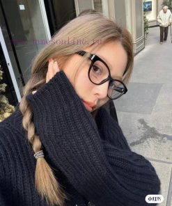 Chanel 3440 Optical MirrorThe design of cat eye frame covers the cheekbonesNarrow on the topw8phujc9