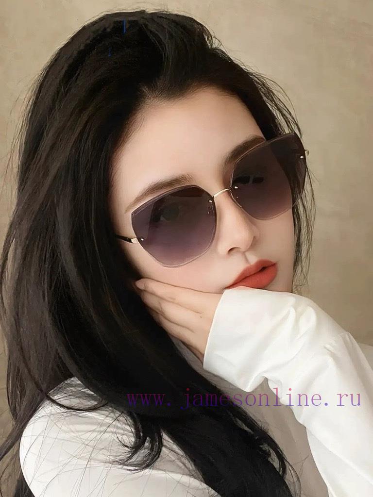GUCCI's new frameless sunglasses for spring 2024 have gained popularity among various intern72q2psfh - Image 2