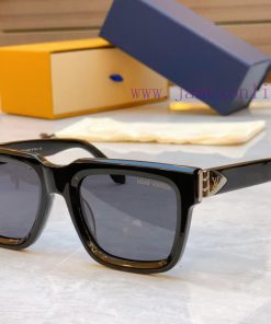 Louis Vuitton's new sunglasses, MODELZ2268U, SIZE54 mouth 22-145aov8y51u