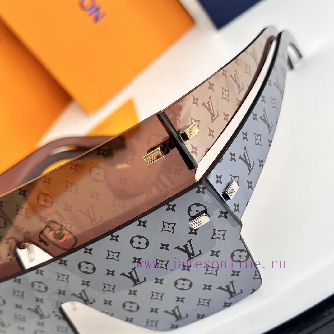 Details of Louis VuittonMODELZ2205USIZE145 mouth 0-1389srv20aq - Image 4