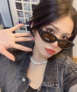 Large logo 11WMIUMIU sunglasses cool and cute I like them very muchHow can beautiful women n6mc02m07