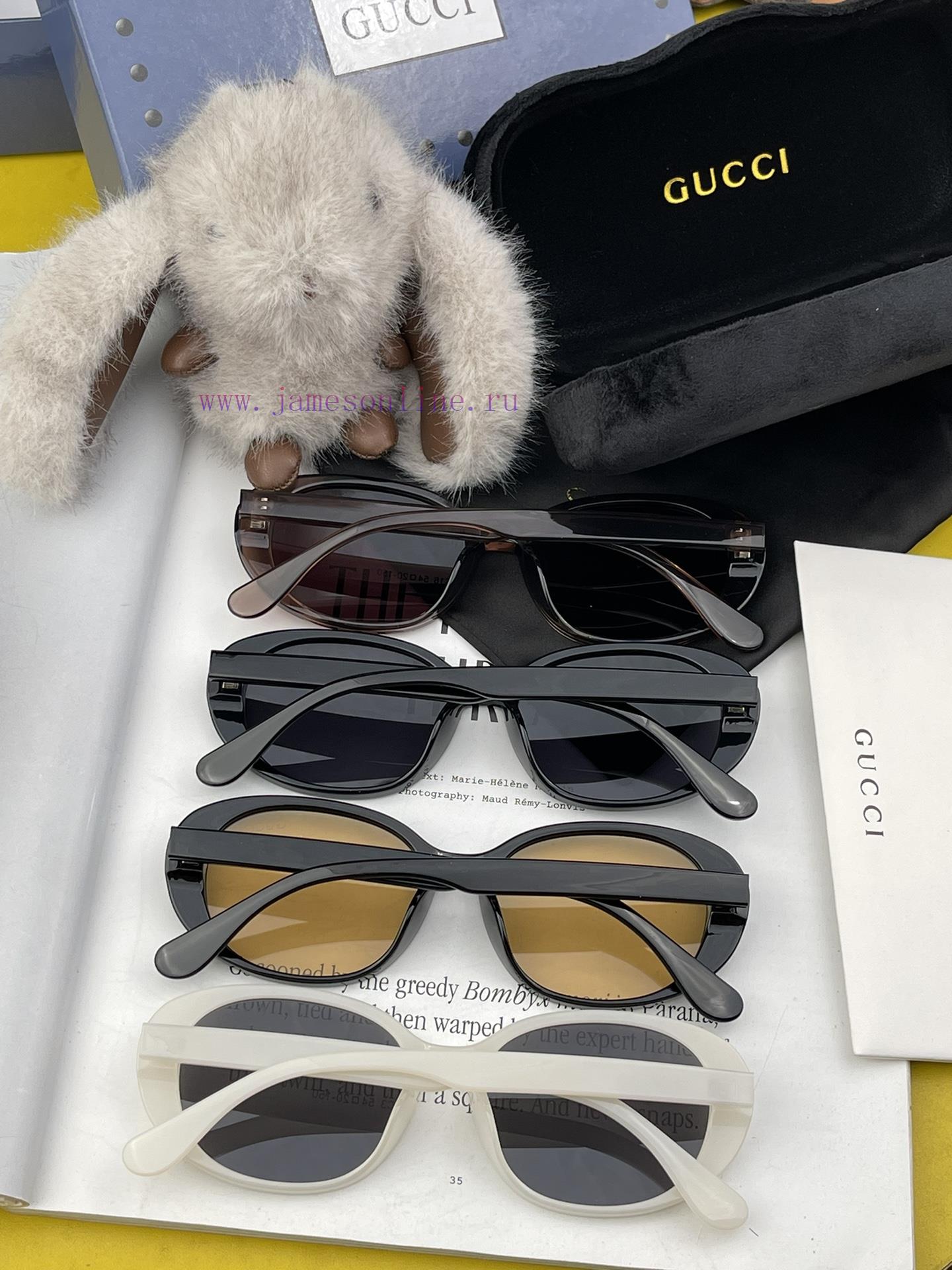 Gucci's classic small frame design, not picky about face shape, looks very stylish whether pralg246l - Image 9