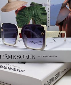 Lv Louis Vuitton 2024 New Sunglasses Fashion Large Frame Sunglasses Women's Trendy Clover Suv2fhd324