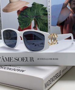 CHANEL Double C Large Logo Y2K Vintage Sunglasses VINTAGE Sunglasses Fashion and Elegant Bla6wp0rrz9