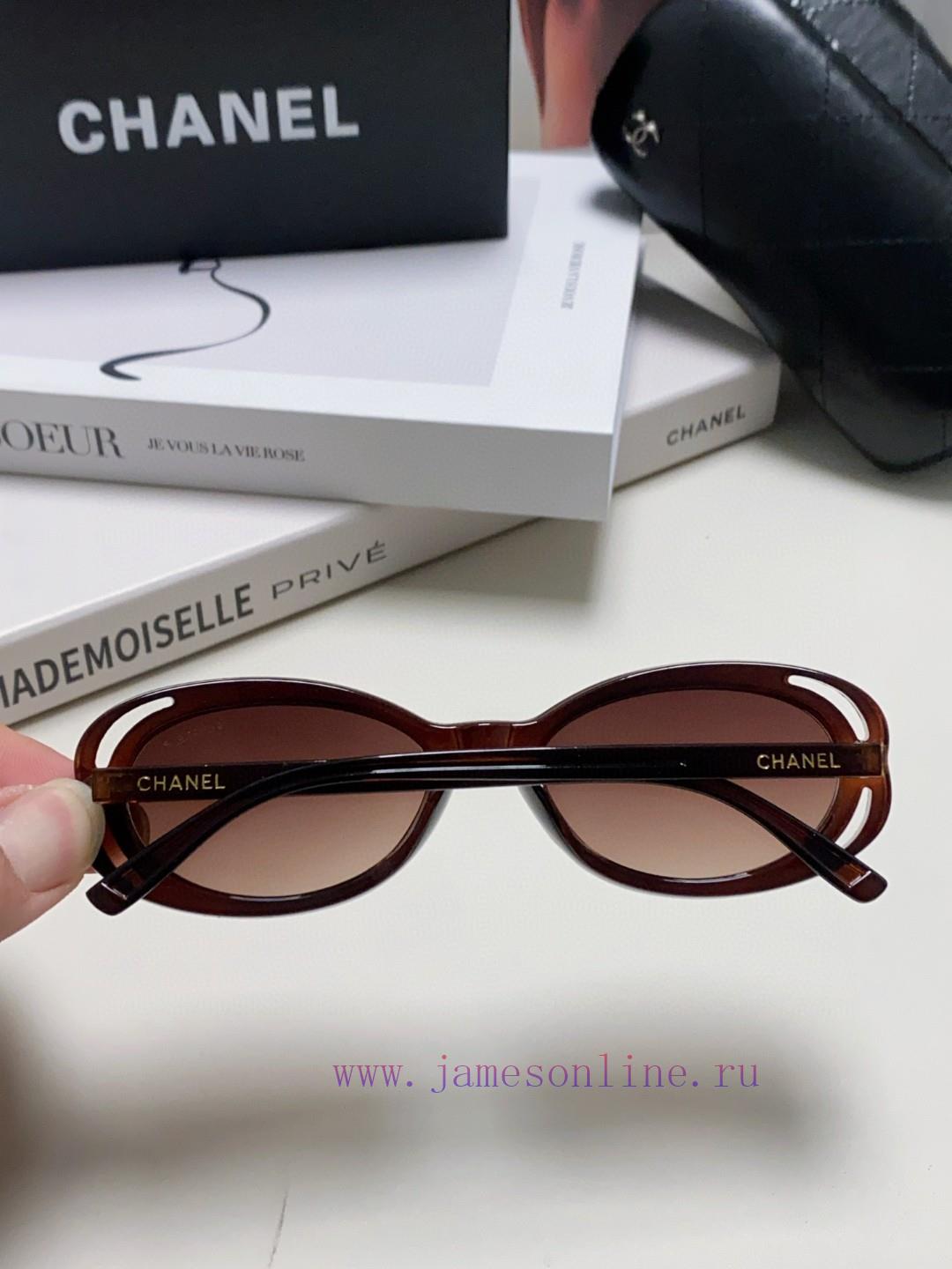 Chanel Wang Yibo, who was asked about the same style, has a popular Chanel style. The frame lsn5qi1z - Image 6