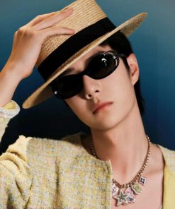 Chanel Wang Yibo, who was asked about the same style, has a popular Chanel style. The frame 7daynuir