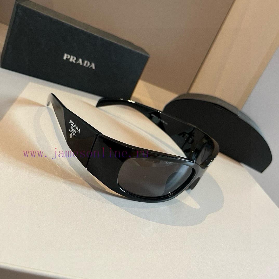 Prada Classic Sunglasses Sunglasses ️ Cute at a GlanceMODEL SPRA14 60 seater 18-145 versatilyutskiad