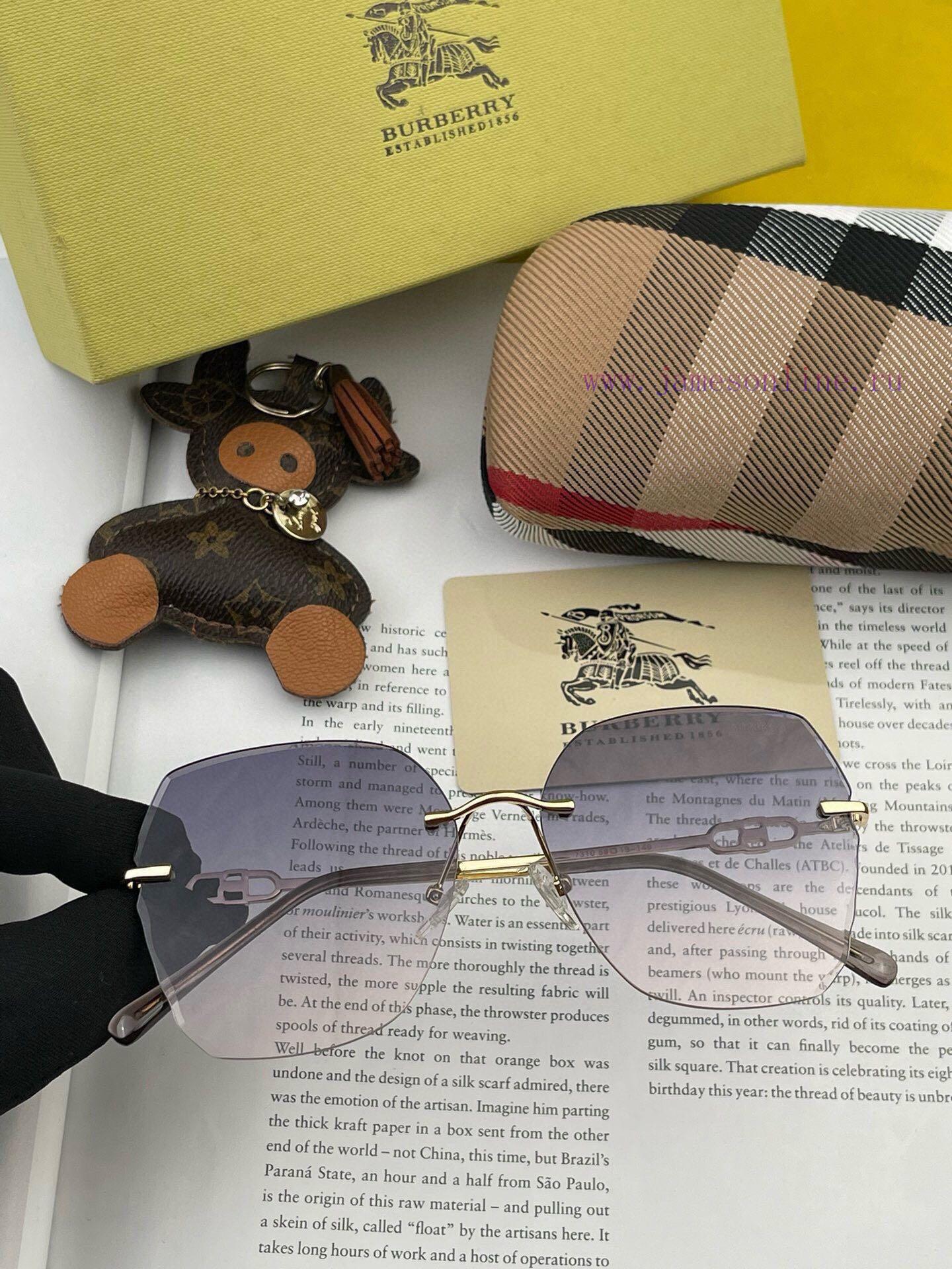 Burberry sunglasses with classic design, not picky about face shape, whether paired with a ckallx58x - Image 5