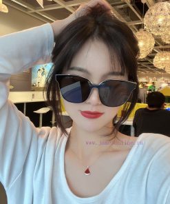 GUCCI 2024 Spring New Integrated Mirror Large Frame Sunglasses for Men and WomenExplosive la1wta35xx