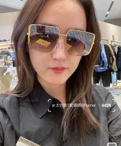 Fendi's new sunglasses, Model FE40148U, SIZE57 mouth 17-145q4qhb8g9