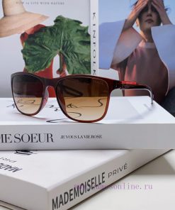 PRADA is a world-renowned master manufacturer of high-definition lenses Polarized sunglasses2ehqu7ov