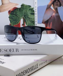 PRADA is a world-renowned master manufacturer of high-definition lenses Polarized sunglasses7s07tbwl