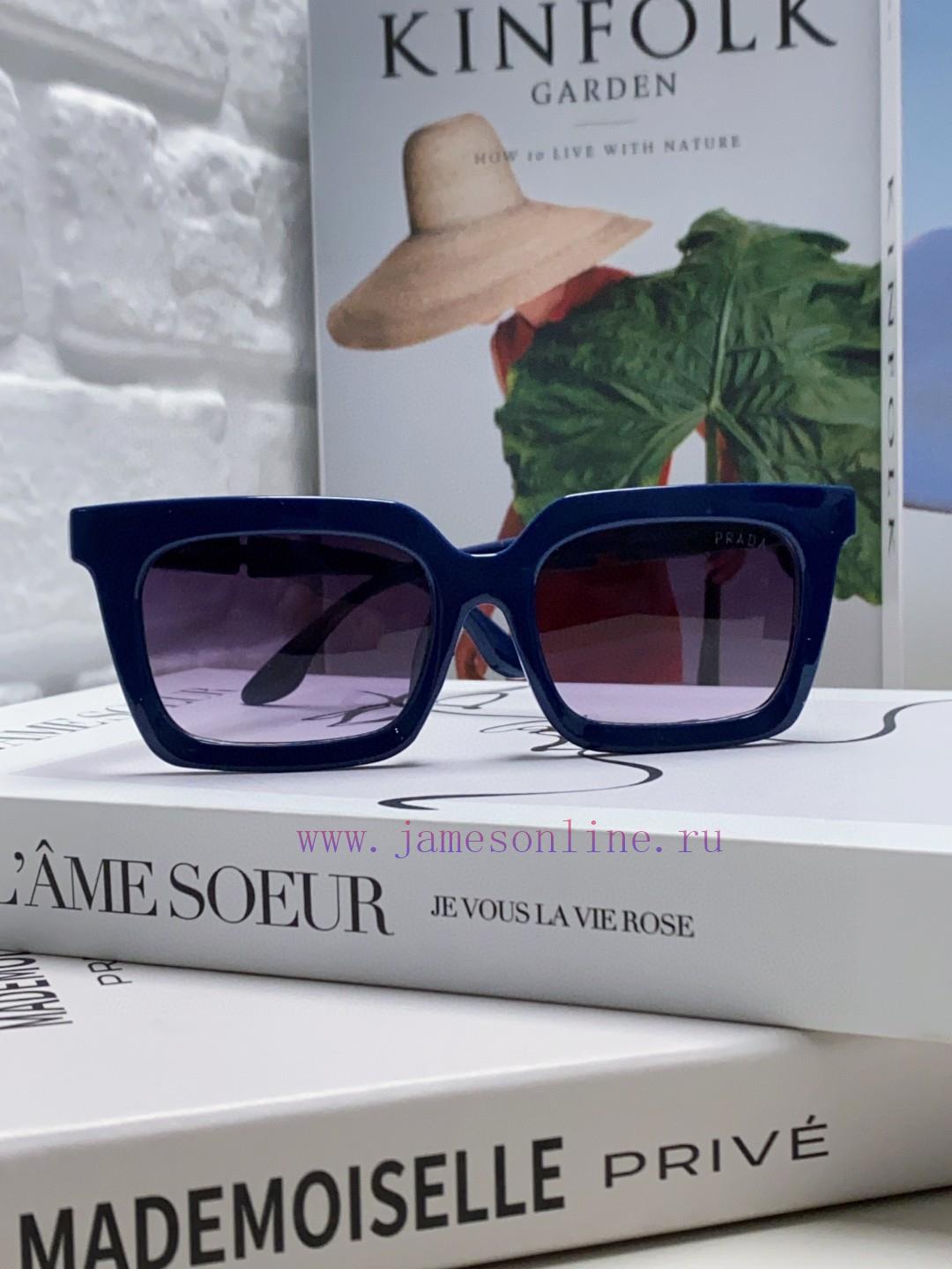 Prada PRADA2024 is the first to release a new top-level men's clothing with color blocking anqorcrtv - Image 3