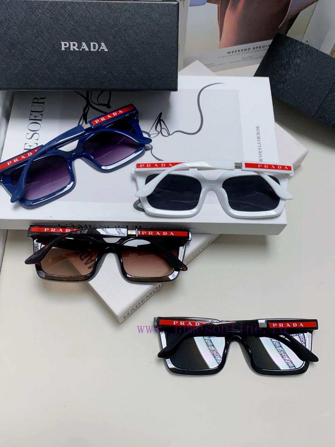 Prada PRADA2024 is the first to release a new top-level men's clothing with color blocking a5e965ipt - Image 8