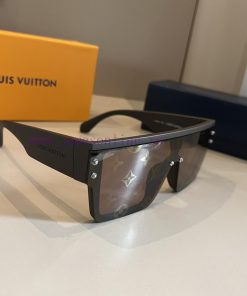 LV's sunglasses that exude the aura of a big shotLouis Vuitton's sunglasses color scheme and246fiohj