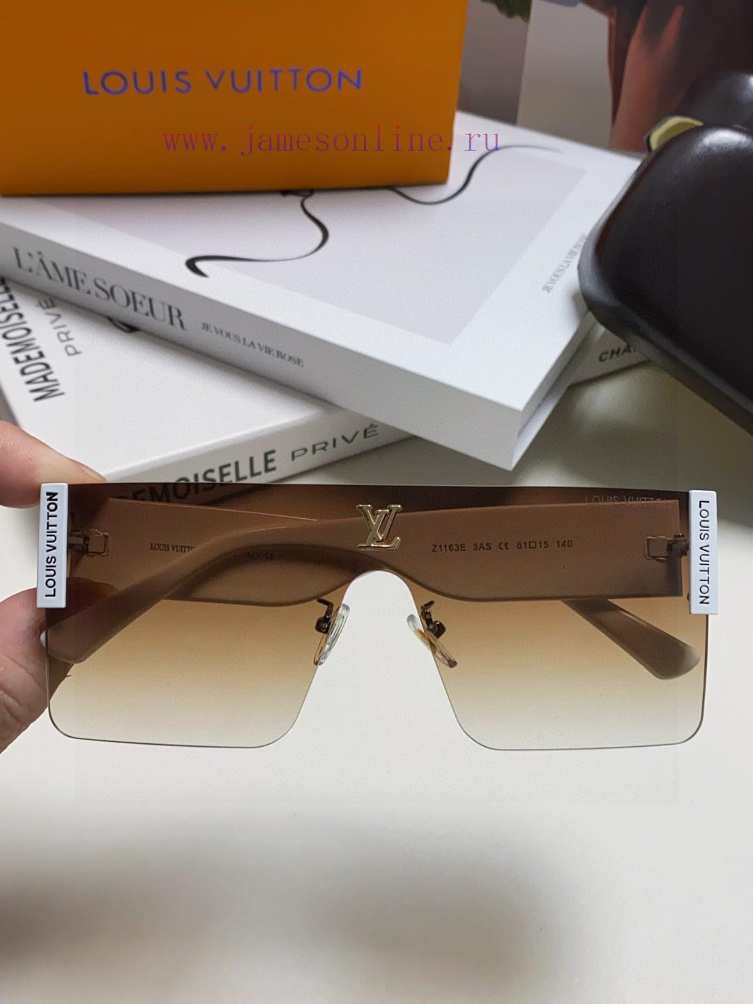 Lv Louis Vuitton 2024 New Model Metal Square Conjoined Large Frame Sunglasses for Women and t6qe9ux2 - Image 5