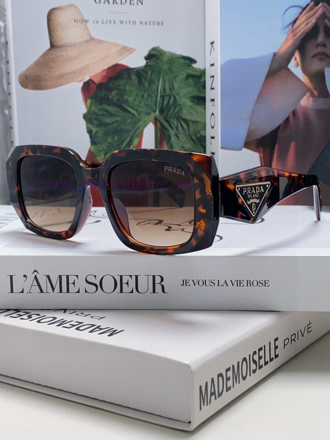 Prada 2024 New Retro Inverted Triangle Logo Sunglasses for Women, with a sense of luxury, farqb7037d