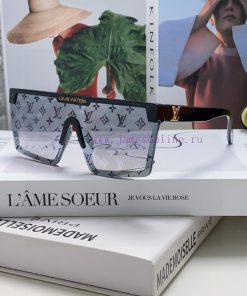 Yang Yang's same LV Louis Vuitton 2024 new sunshade sunglasses, cool style, may not necessar5r08fbhe