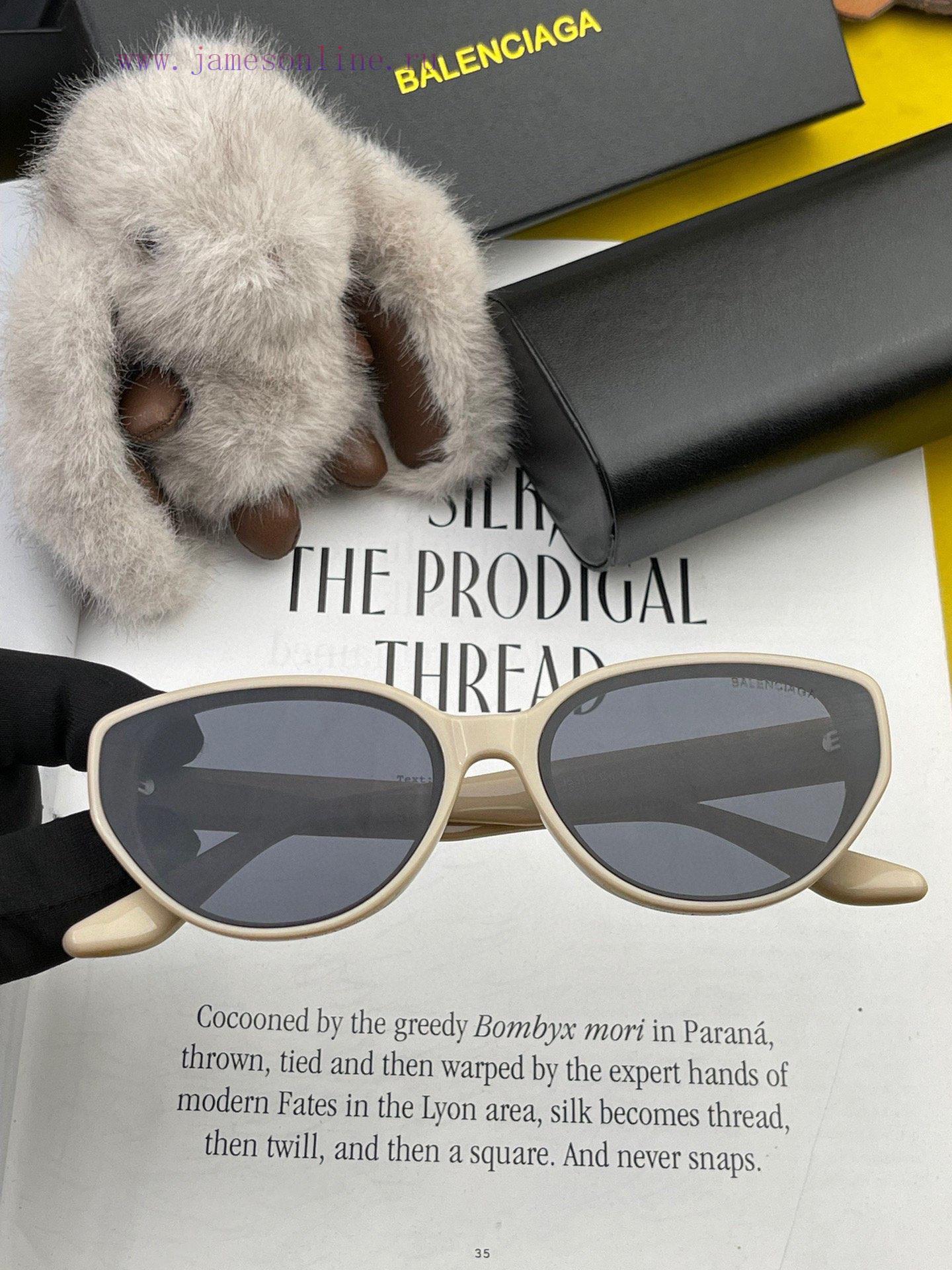 Parisian Family Small Frame Sunglasses with Perfect Quality and Unique Design Suitable for V82qv9wft - Image 4
